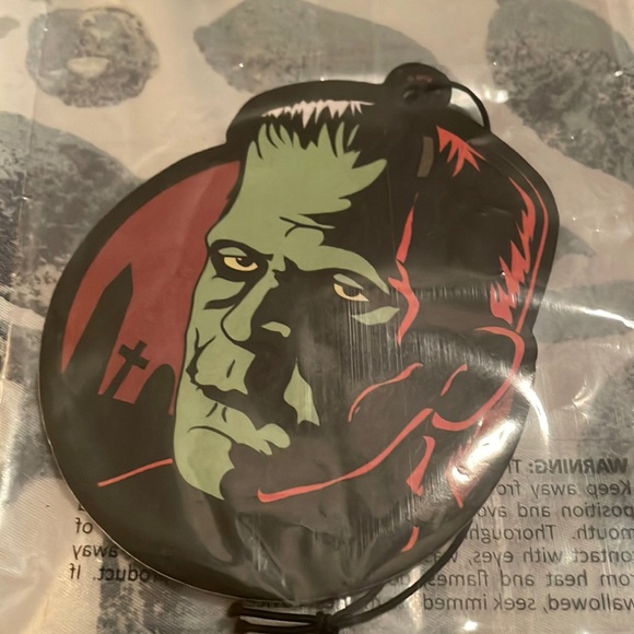 NWT OFFICIALLY LICENSED Universal Monsters Frankenstein Car Air Freshener Horror - Picture 4 of 4